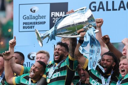 Saints edge 14-man Bath to clinch Premiership crown in Twickenham thriller