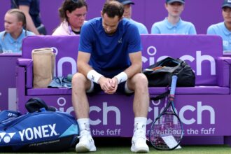 Murray admits 'risk' in quick return from surgery at Wimbledon