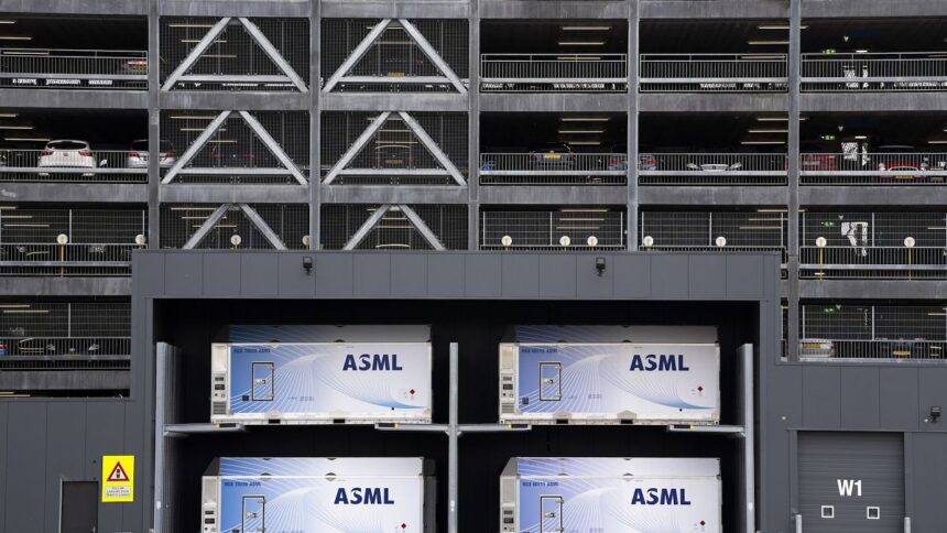 ASML 수익 미리보기: 유럽 최대 기술 기업에서 지속적인 매출 감소 예상