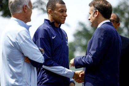 Mbappé, 유로 2024에서 정치가 중심이 되면서 프랑스의 '대격변' 상황에 경고