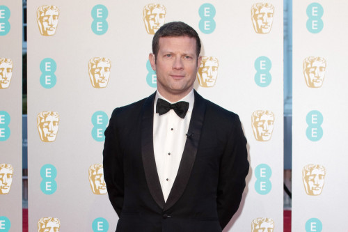 ITV 스타 Dermot O'Leary, Katherine Ryan과 함께 새로운 게임 쇼를 위해 경쟁 네트워크에 가입