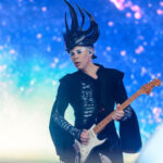 Luke Steele은 Empire of the Sun 없이는 길을 잃었습니다.