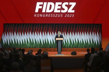 Fidesz MEP Balázs Györffy, 술취한 여성과 말다툼 후 '폭력적'으로 변해 사임