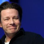 셰프 제이미 올리버(Jamie Oliver)의 동화책이 호주 원주민의 비난으로 철회되었습니다