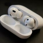 Apple AirPods Pro의 새로운 보청기 기능은 사람들이 무시하고 싶은 문제에 직면하는 데 도움이 될 수 있습니다