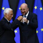 안토니오 코스타(António Costa)가 샤를 미셸(Charles Michel)의 사임으로 유럽평의회 의장을 맡습니다.