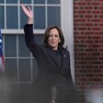 카말라 해리스(Kamala Harris)는 도널드 트럼프에게 당선을 양보한 후 국가 연설을 했습니다.