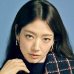 박신혜, 새 로맨스 드라마 '의자의 시간' 주목